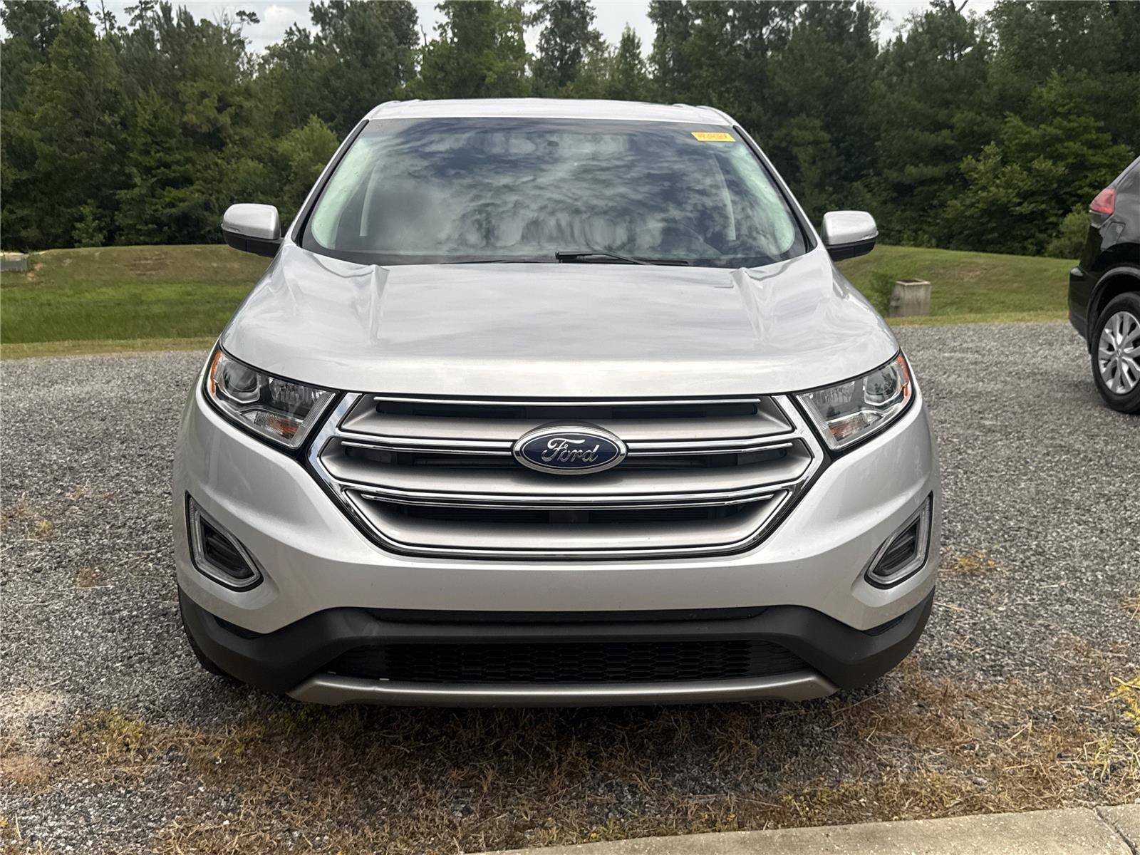 Used 2018 Ford Edge SEL w/ Equipment Group 201A FWD image 3