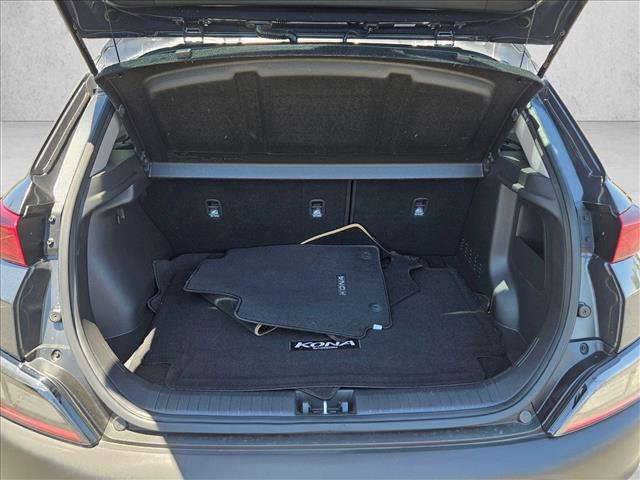 Used 2022 Hyundai Kona SE FWD image 6