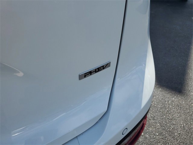 Used 2024 Kia Niro SX Touring image 8