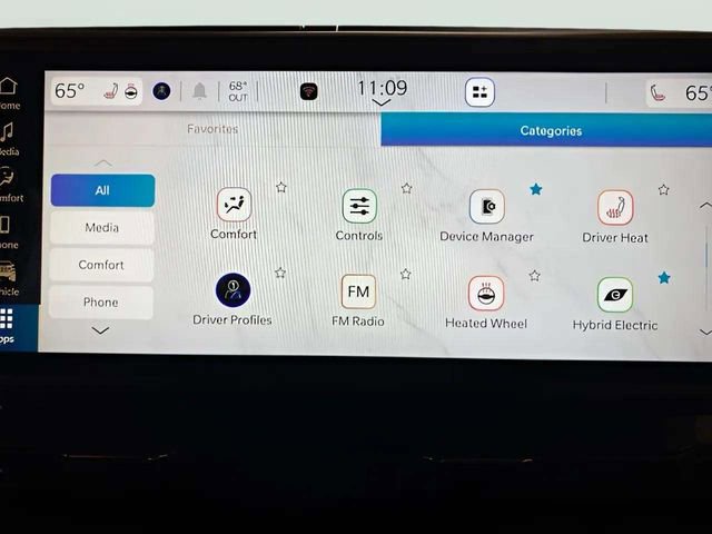 Used 2025 Jeep Wrangler Unlimited Sahara w/ Safety Group image 42