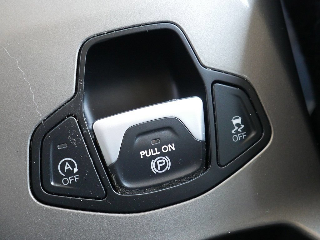 Used 2020 Jeep Renegade Limited AWD/4WD image 46