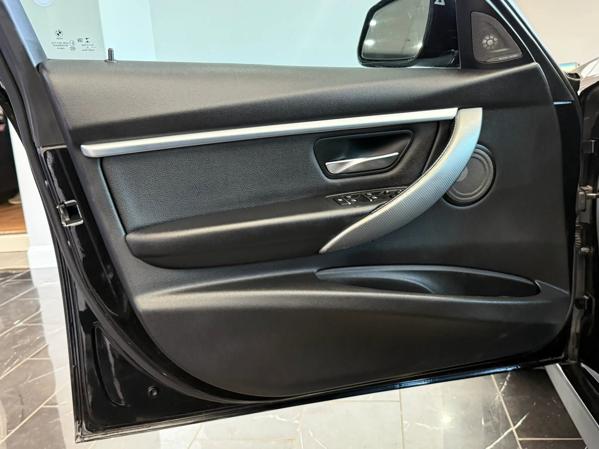 Used 2018 BMW 340i Sedan w/ Track Handling Package image 7