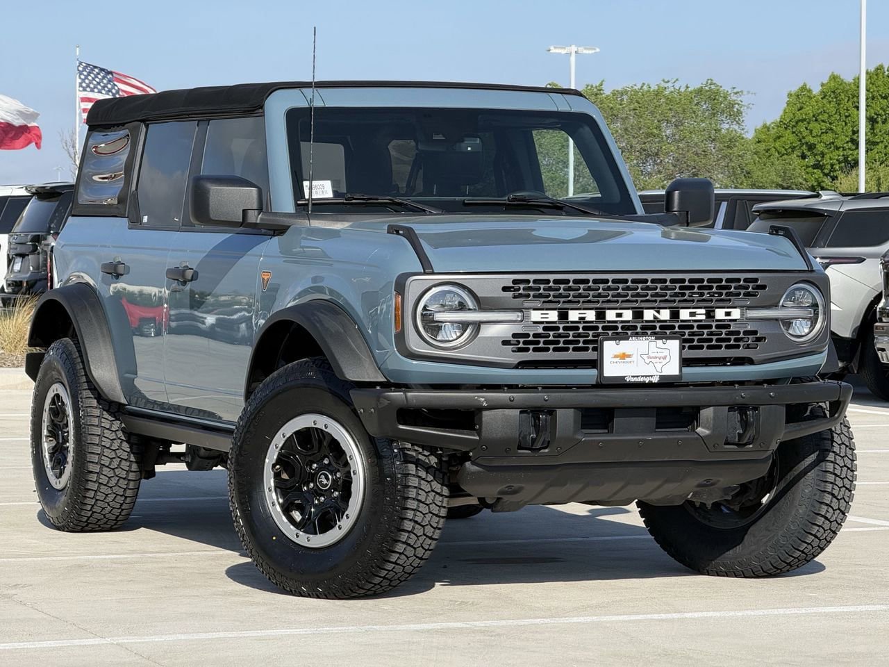Used 2021 Ford Bronco Badlands w/ Sasquatch Package image 2