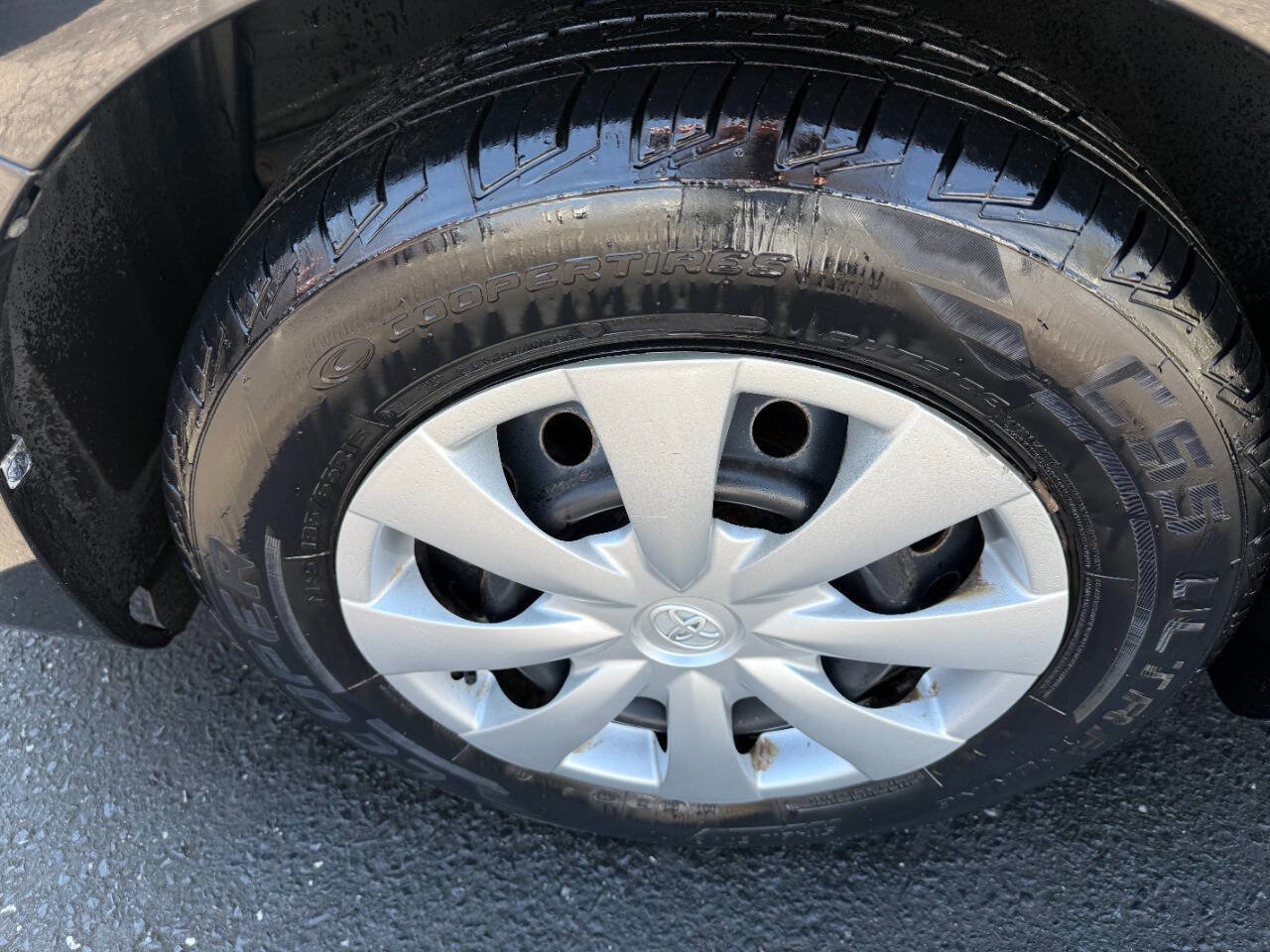 Used 2013 Toyota Corolla L image 9