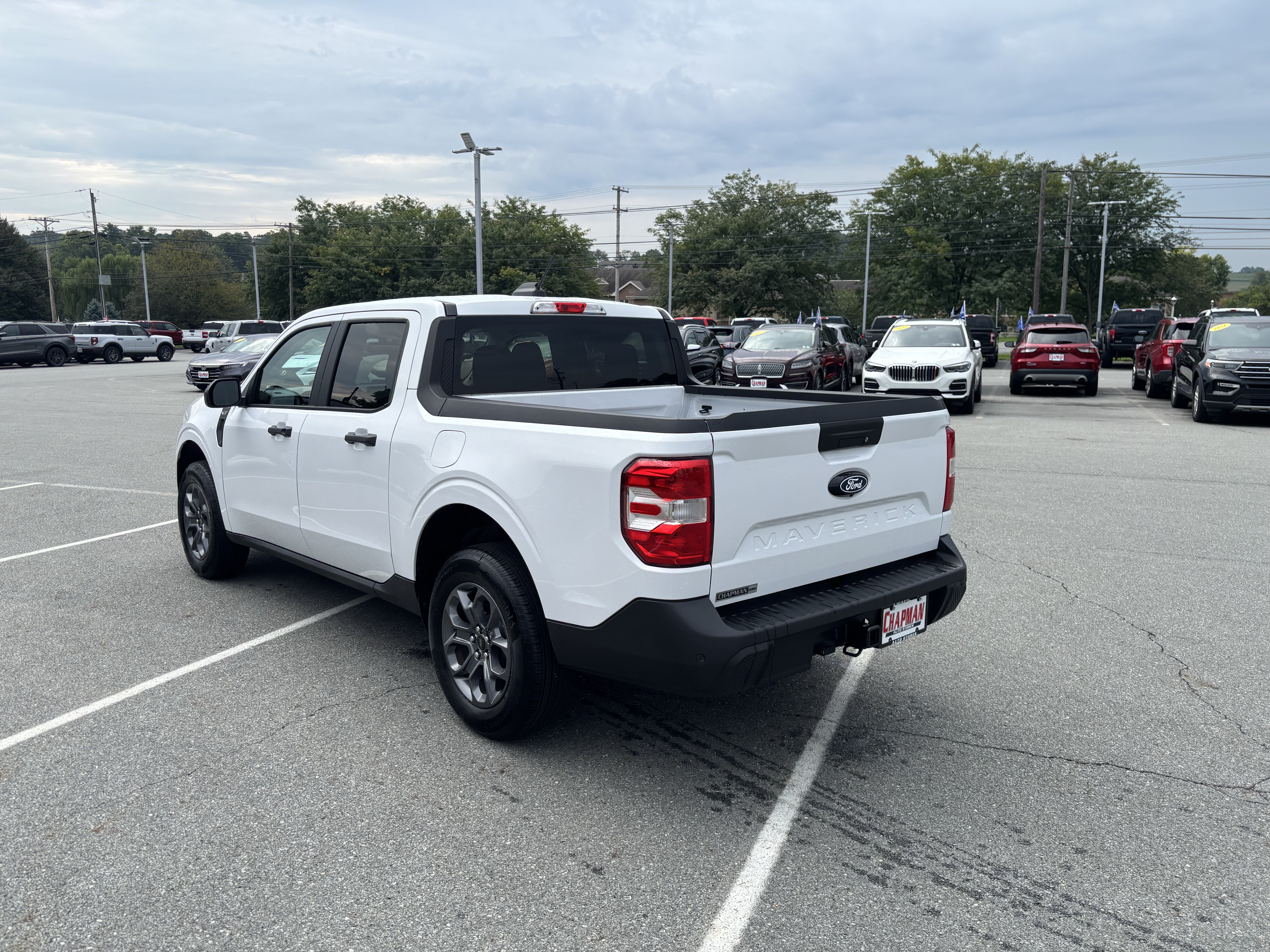 Certified 2025 Ford Maverick XLT w/ Equipment Group 302A AWD/4WD image 5