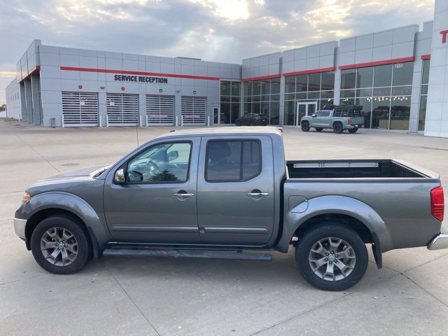 Used 2019 Nissan Frontier SL AWD/4WD image 7