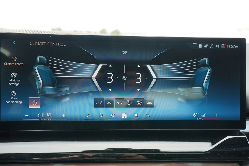 Used 2026 BMW i5 eDrive40 w/ Premium Package image 18