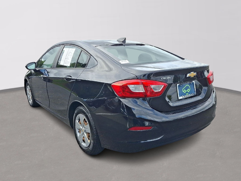 Certified 2017 Chevrolet Cruze LS FWD image 4
