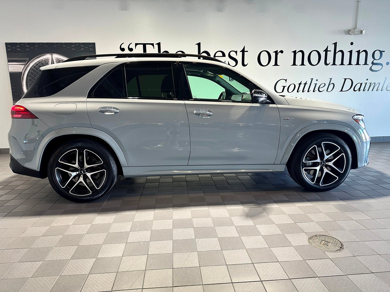 Certified 2024 Mercedes-Benz GLE 53 AMG 4MATIC image 3