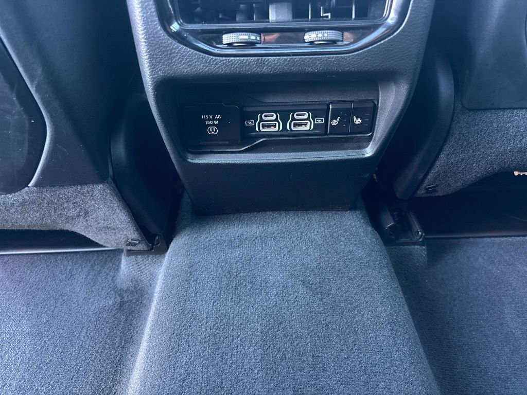 Certified 2023 Jeep Grand Cherokee Overland image 13