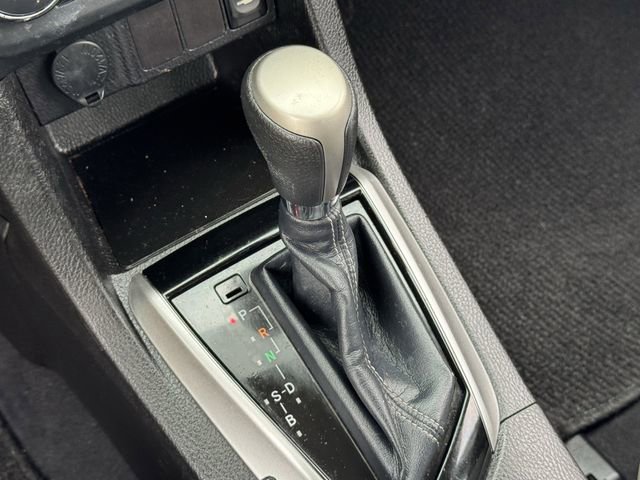 Used 2015 Toyota Corolla LE FWD image 20
