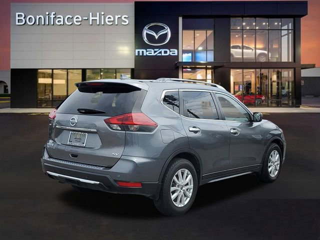 Used 2019 Nissan Rogue SV image 4