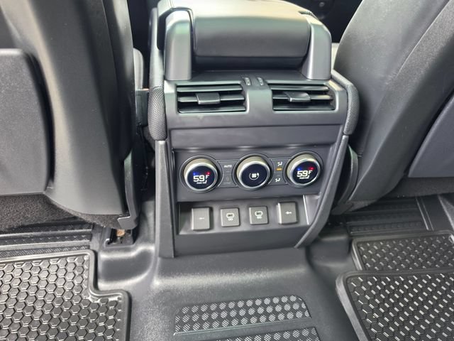 Used 2022 Land Rover Defender 110 X-Dynamic HSE AWD/4WD image 31