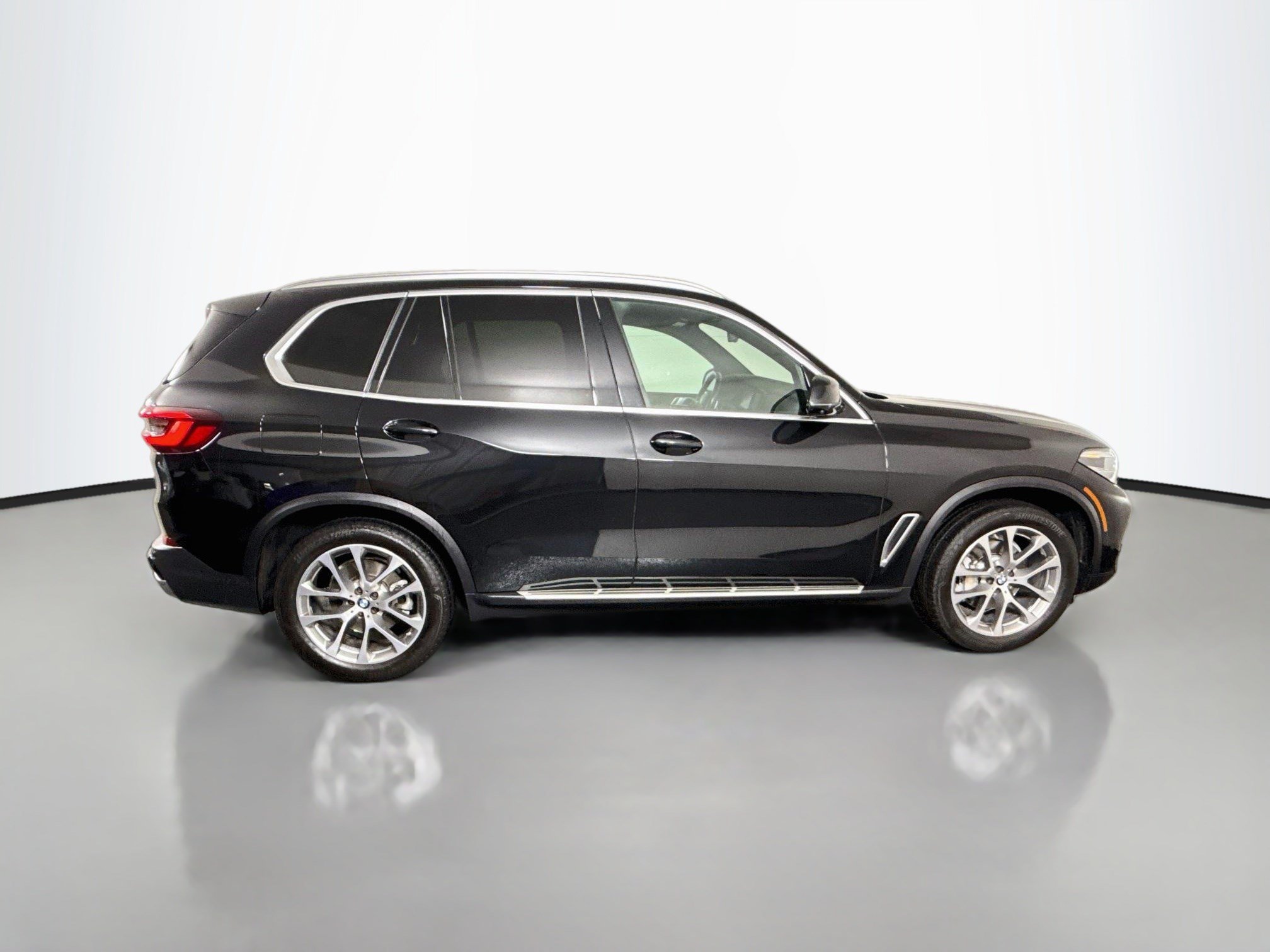 Used 2021 BMW X5 xDrive40i w/ Premium Package AWD/4WD image 11