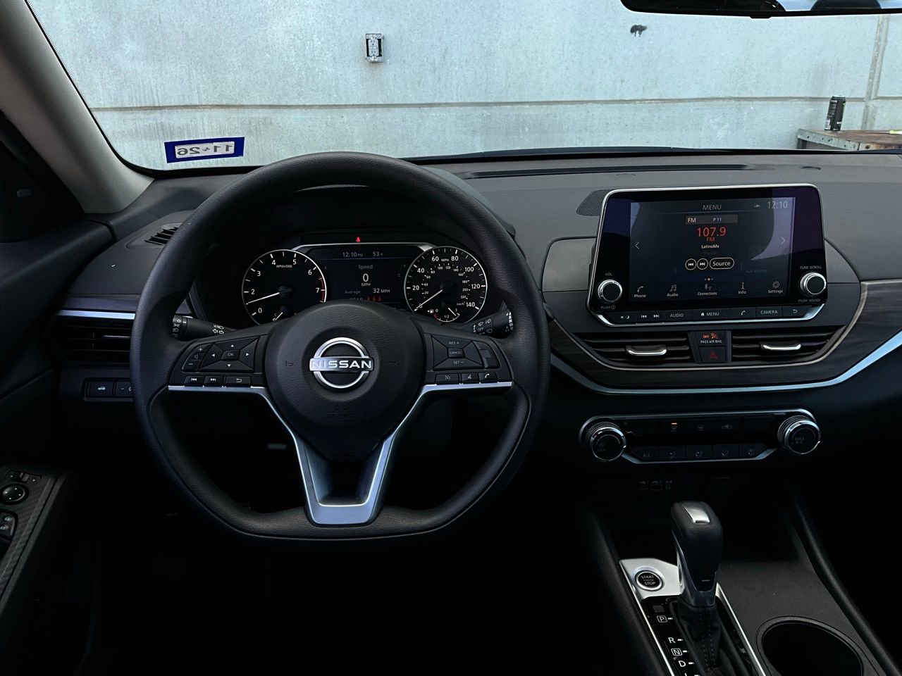 Used 2025 Nissan Altima 2.5 SV image 14