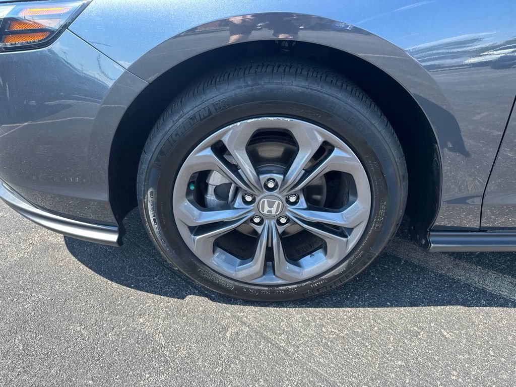 Certified 2023 Honda Accord EX image 11