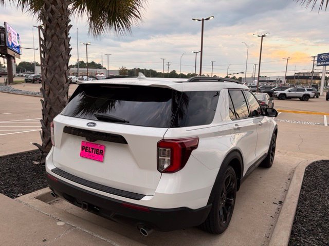 Used 2022 Ford Explorer ST-Line w/ Class IV Trailer Tow Package RWD image 17