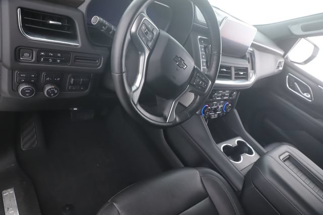 Used 2023 Chevrolet Tahoe Z71 w/ Z71 Off-Road Package AWD/4WD image 17