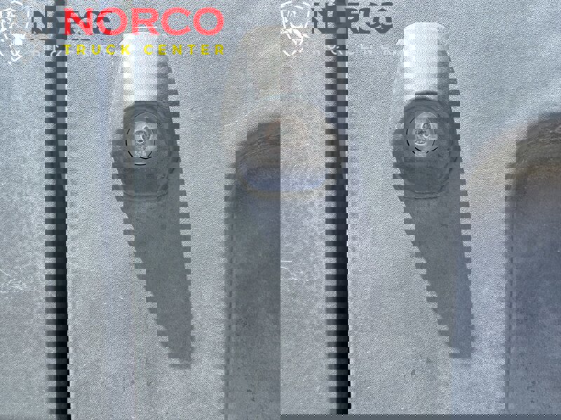 Used 2017 Ford Transit 150 XL image 10