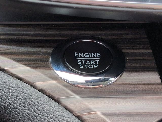 Used 2023 Ford Explorer Limited w/ Equipment Group 301A image 38