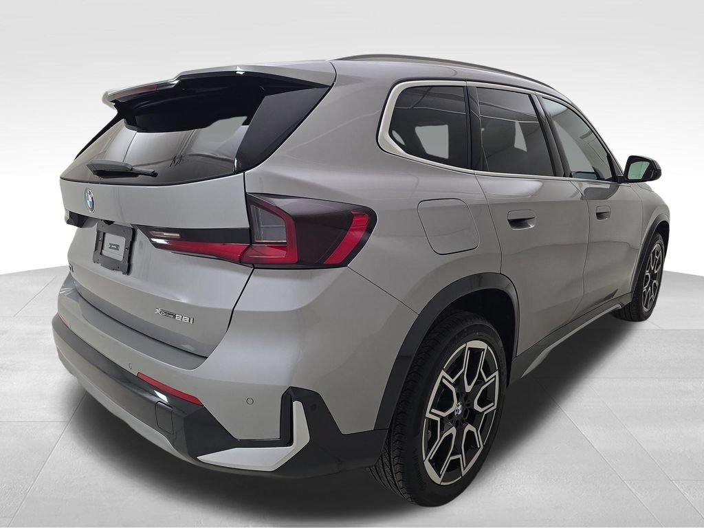 New 2027 BMW X1 xDrive28i w/ Convenience Package AWD/4WD image 10