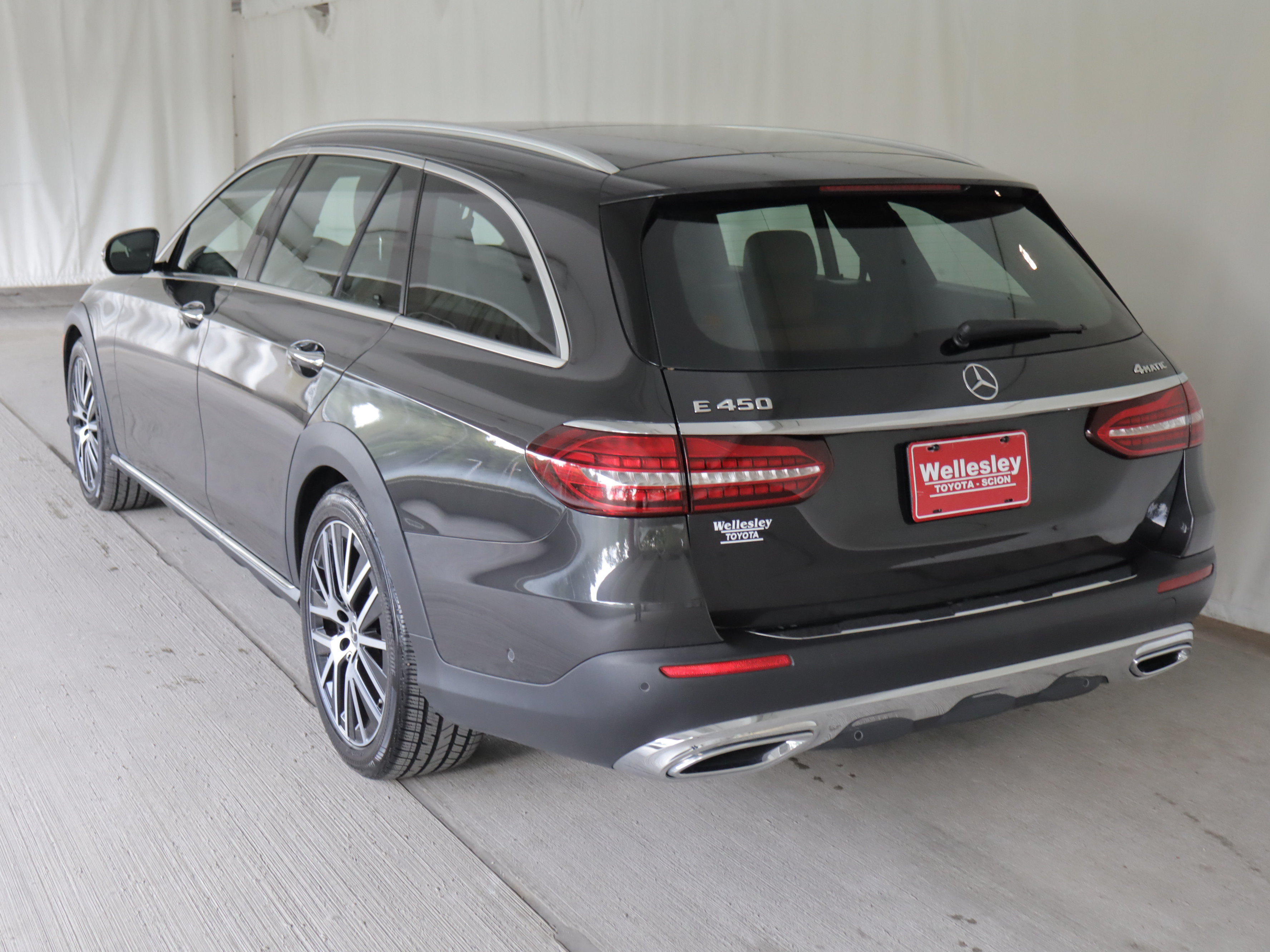 Used 2023 Mercedes-Benz E 450 4MATIC All-Terrain Wagon image 25