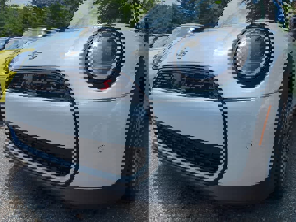 Used 2025 MINI Cooper S image 5