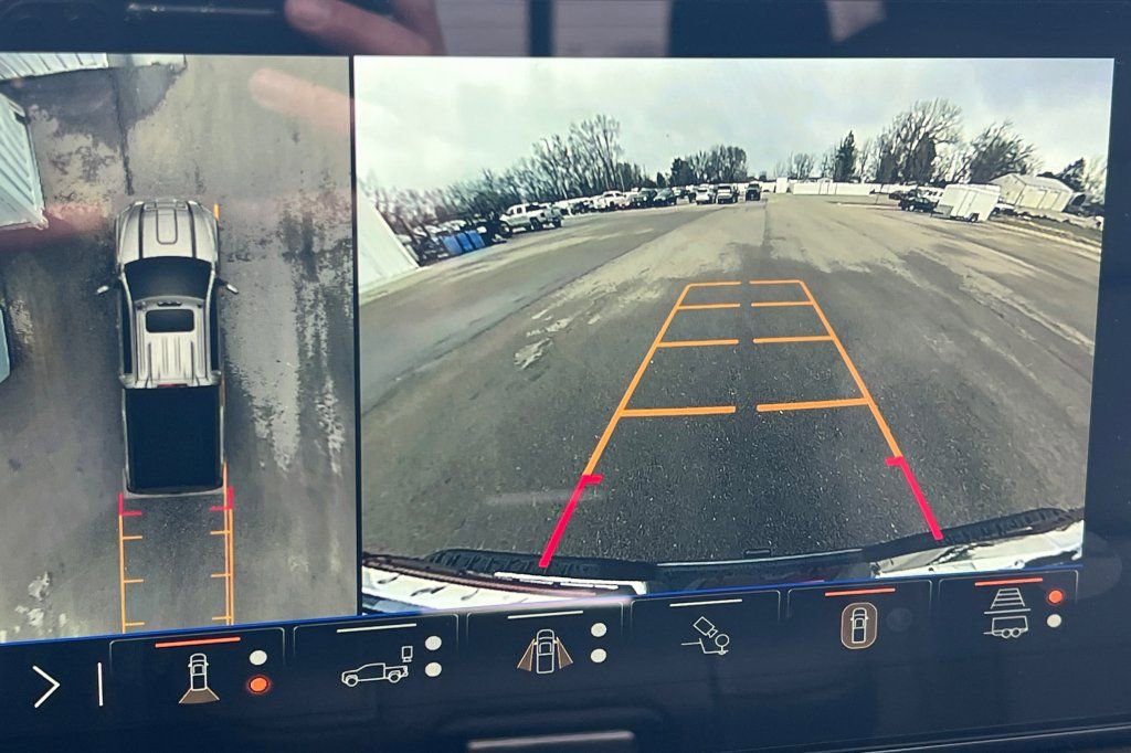 New 2026 GMC Sierra 2500 Denali w/ Denali Reserve Package image 16