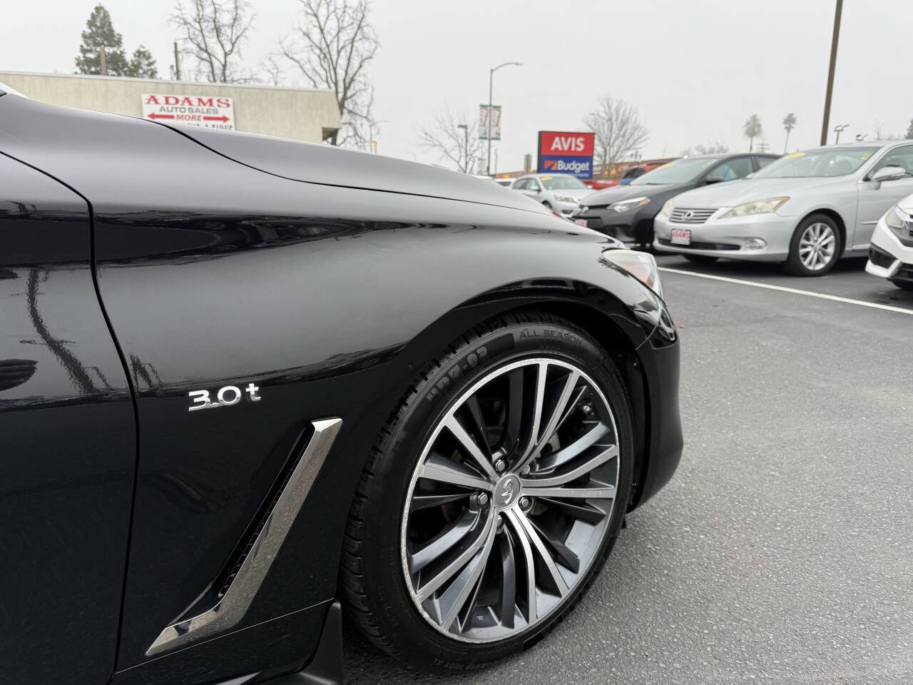 Used 2017 INFINITI Q60 3.0t image 27