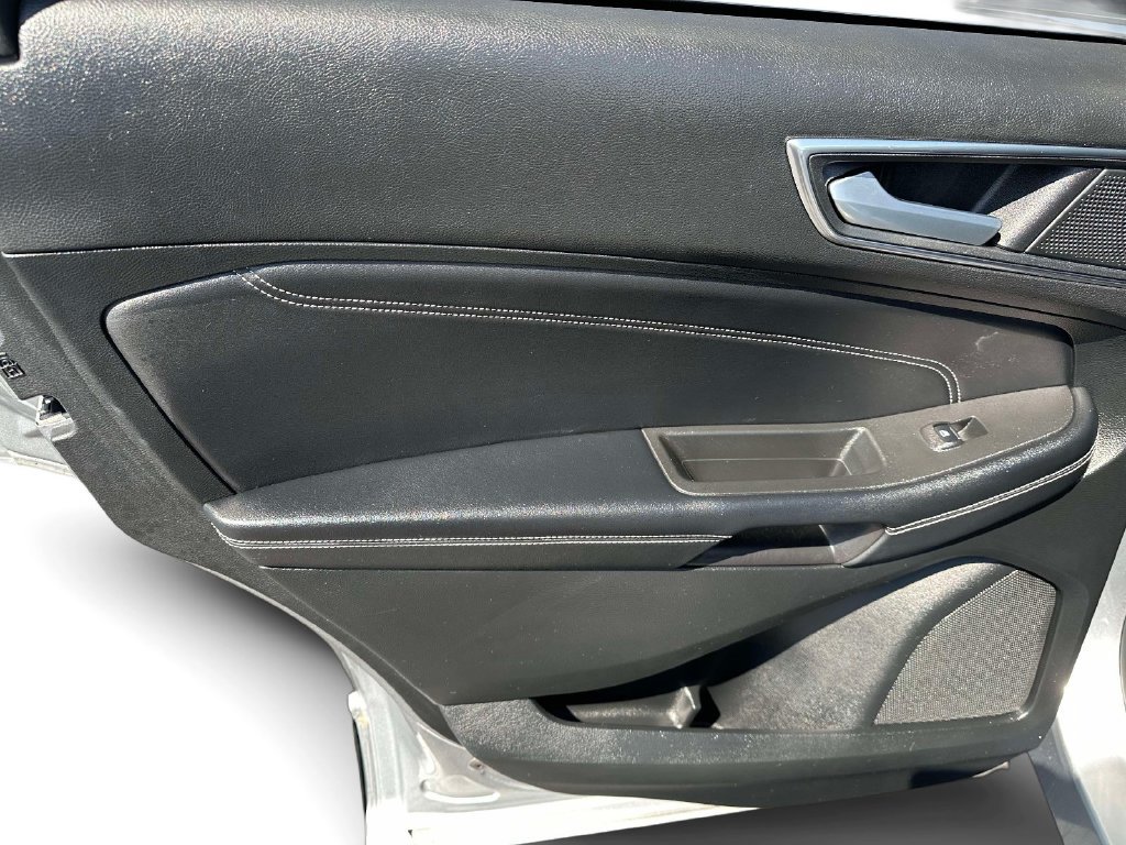 Certified 2023 Ford Edge Titanium AWD/4WD image 11