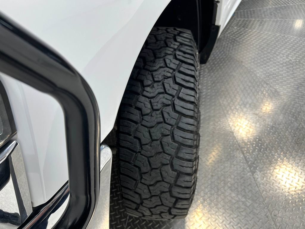 Used 2023 RAM 2500 Tradesman w/ Chrome Appearance Group image 36