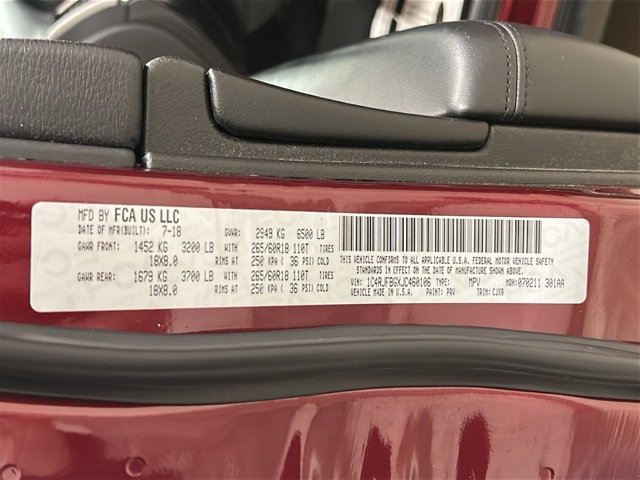 Used 2018 Jeep Grand Cherokee Limited image 32