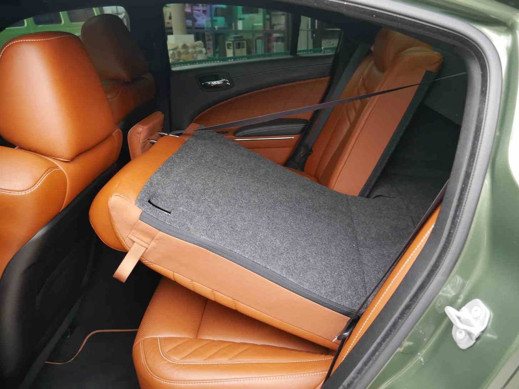 Used 2022 Dodge Charger SRT Hellcat w/ SRT Black Package image 17