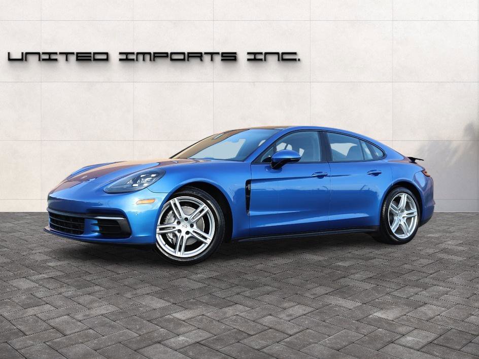 Used 2017 Porsche Panamera 4 image 1