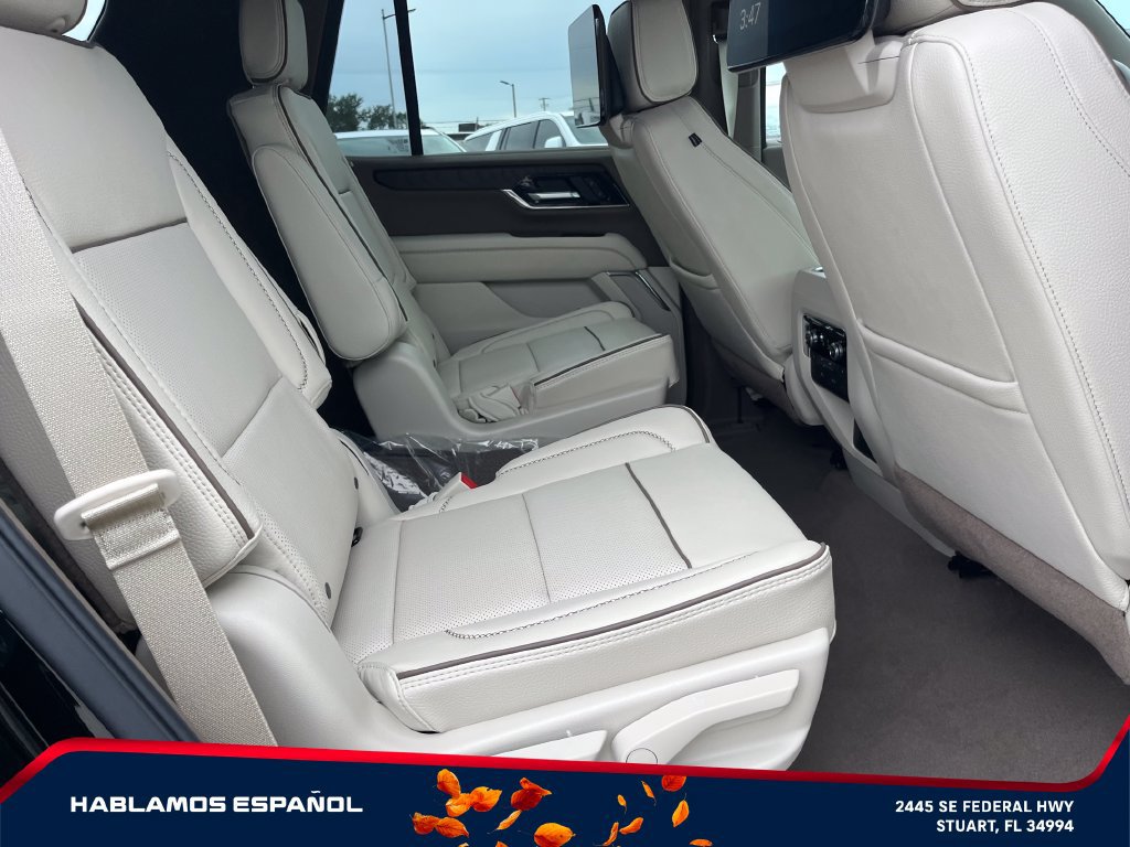 New 2027 GMC Yukon Denali w/ Denali Reserve Package AWD/4WD image 18