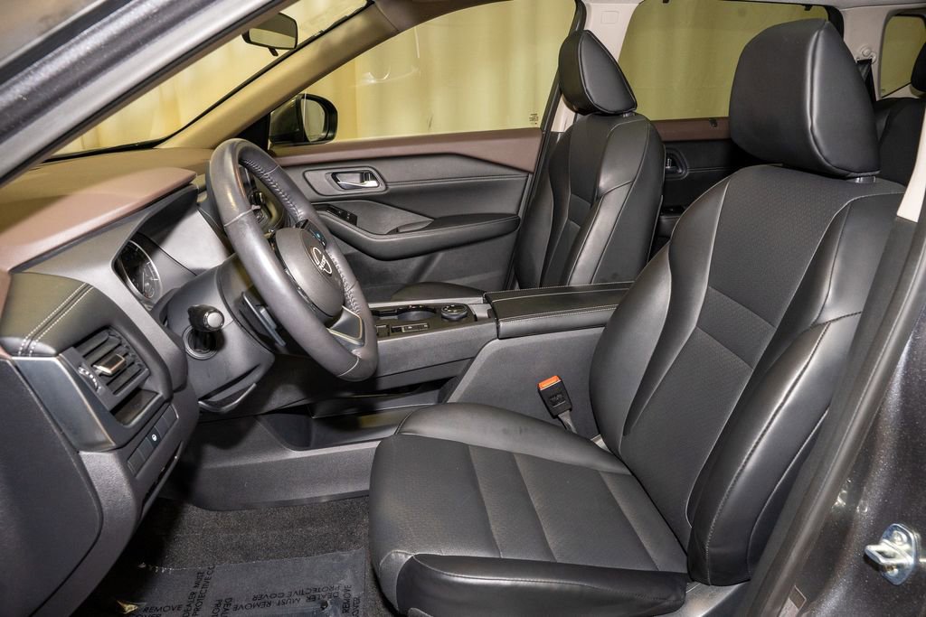 Certified 2023 Nissan Rogue SV w/ SV Premium B Package image 12