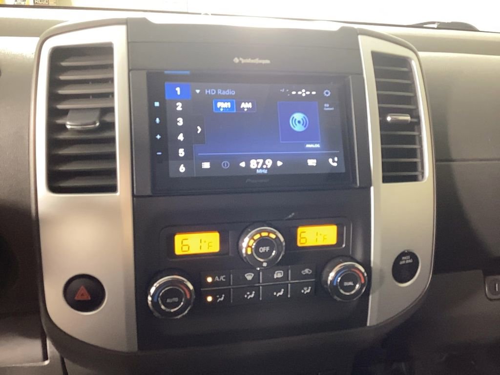 Used 2015 Nissan Frontier PRO-4X image 33