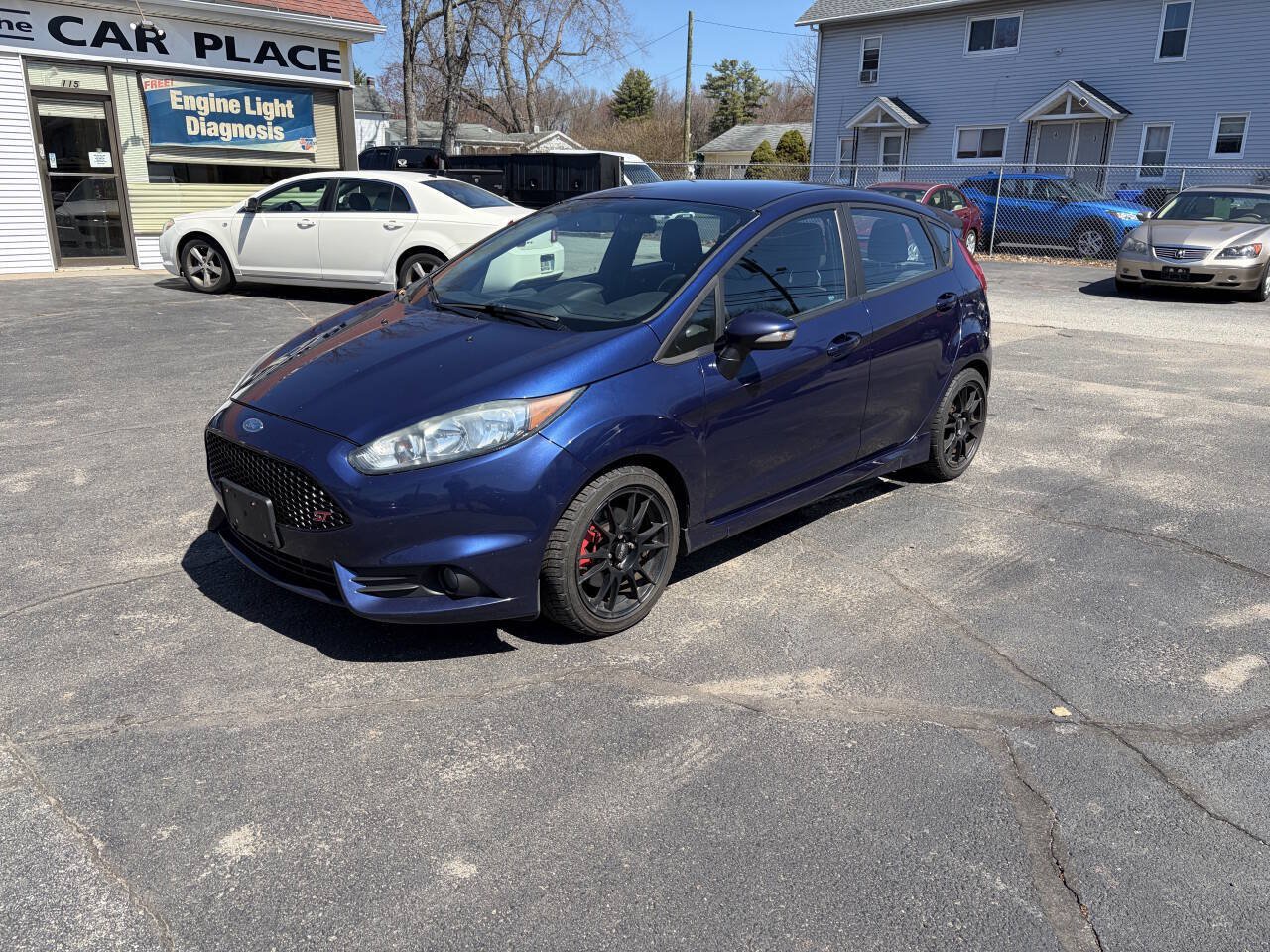 Used 2016 Ford Fiesta ST FWD image 4