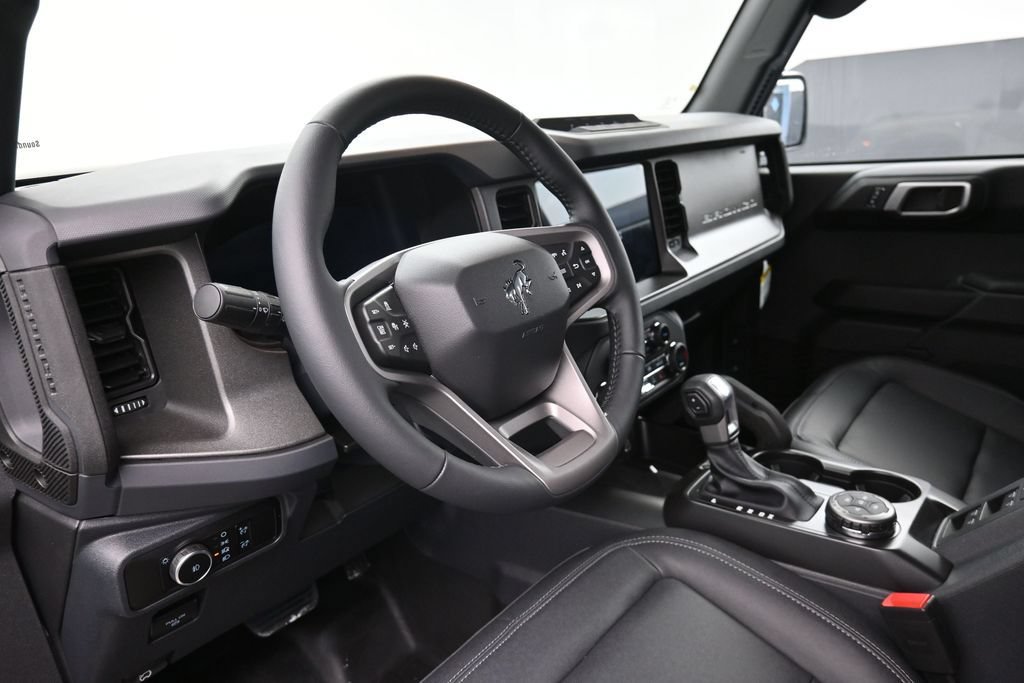 New 2026 Ford Bronco Badlands AWD/4WD image 18