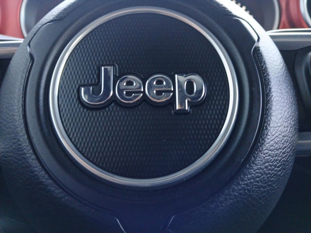 Used 2020 Jeep Wrangler Unlimited Rubicon AWD/4WD image 5