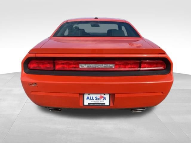 Used 2009 Dodge Challenger R/T RWD image 6