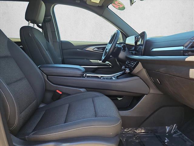 Used 2024 Chevrolet Traverse LT FWD image 20