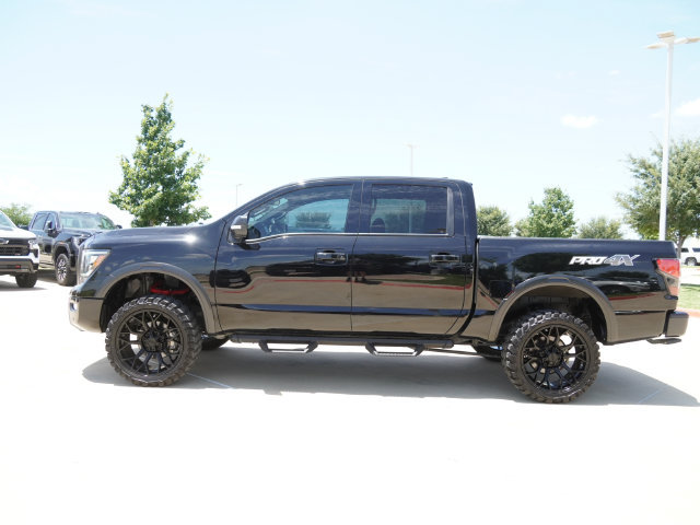 Used 2024 Nissan Titan PRO-4X w/ Pro-4x Convenience Package AWD/4WD image 3