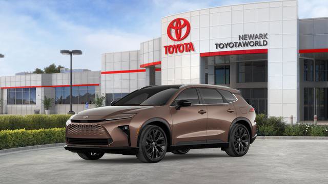 New 2026 Toyota Crown Signia AWD/4WD image 3