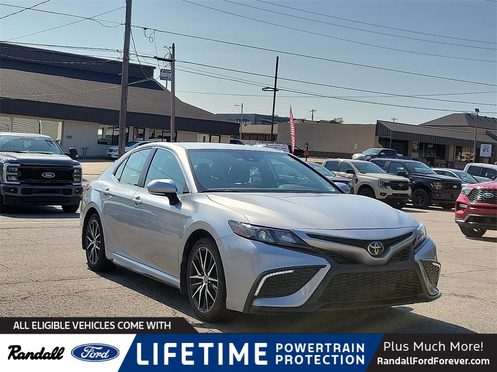 Used 2023 Toyota Camry SE