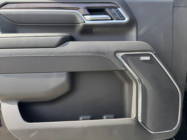 Used 2025 Chevrolet Silverado 3500 LTZ w/ Trail Boss Package image 12