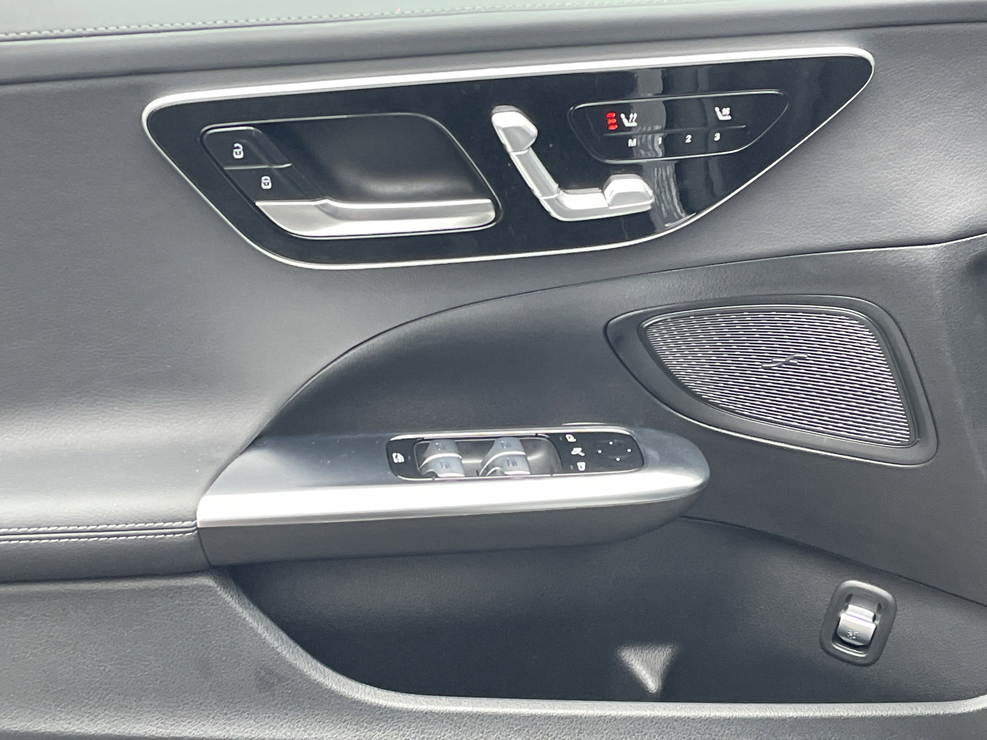 New 2026 Mercedes-Benz C 300 Sedan image 18