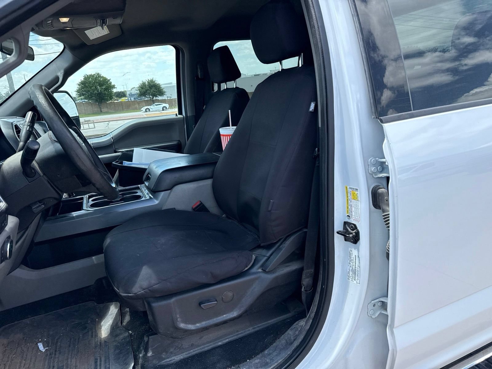 Used 2021 Ford F350 XLT w/ XLT Premium Package AWD/4WD image 15