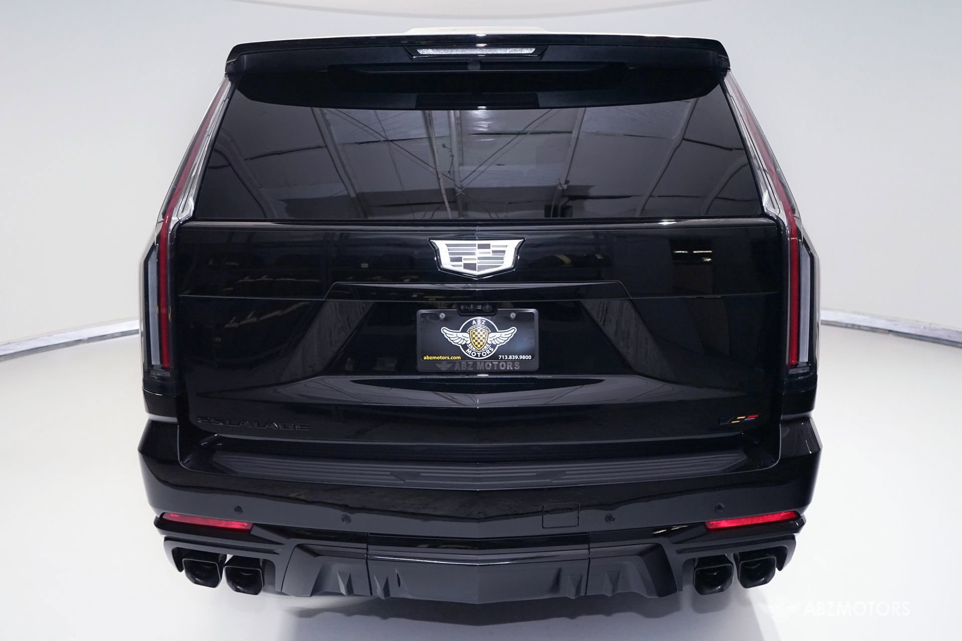 Used 2026 Cadillac Escalade ESV V image 7