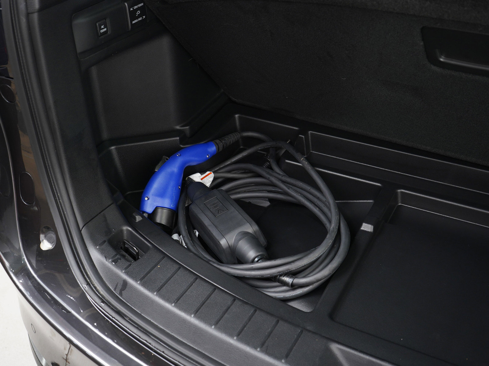 Certified 2025 MAZDA CX-90 Plug-In Hybrid w/Premium Sport image 9